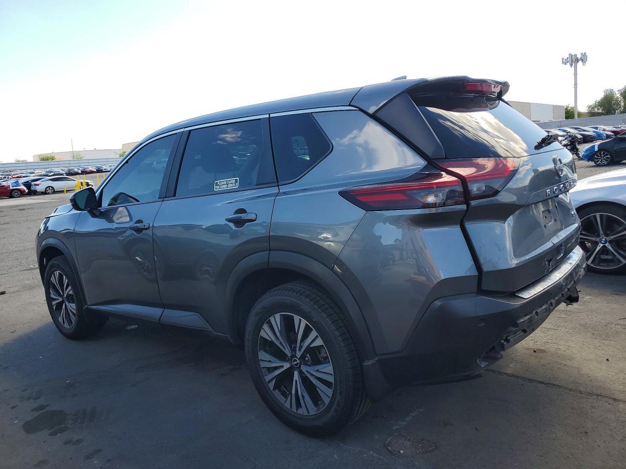 2023 Nissan Rogue Sv - Image 2