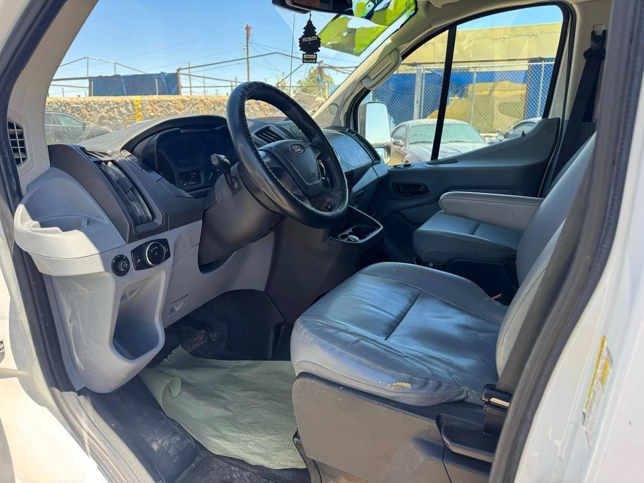 2017 Ford Transit T-250 - Image 5