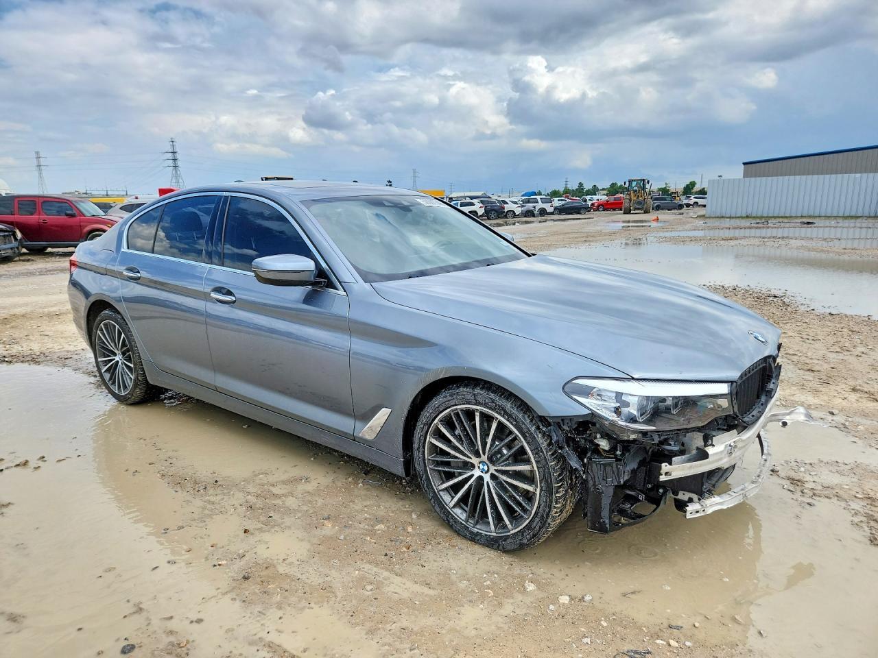 2018 BMW 530 I - Фото 4