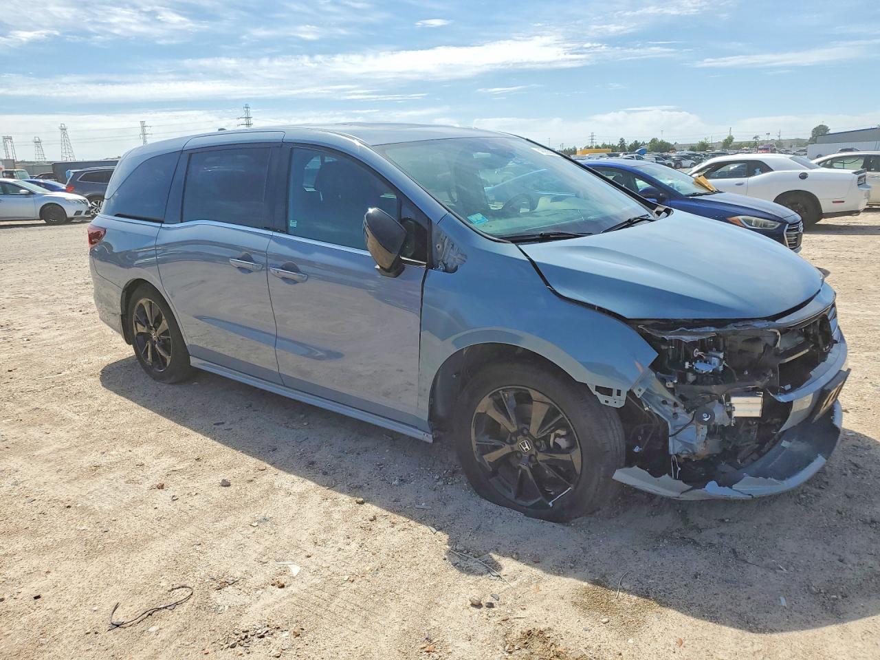 2023 Honda Odyssey Sport-L - Image 4