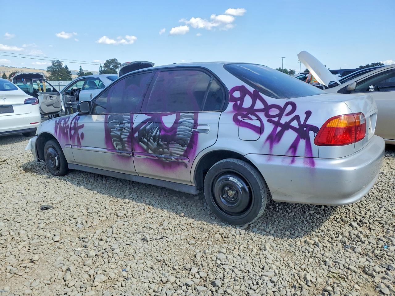 2000 Honda Civic Base - Фото 2