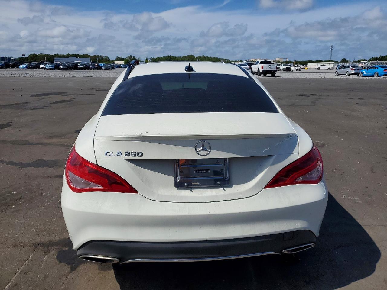 2018 Mercedes-Benz Cla 250 - Фото 6