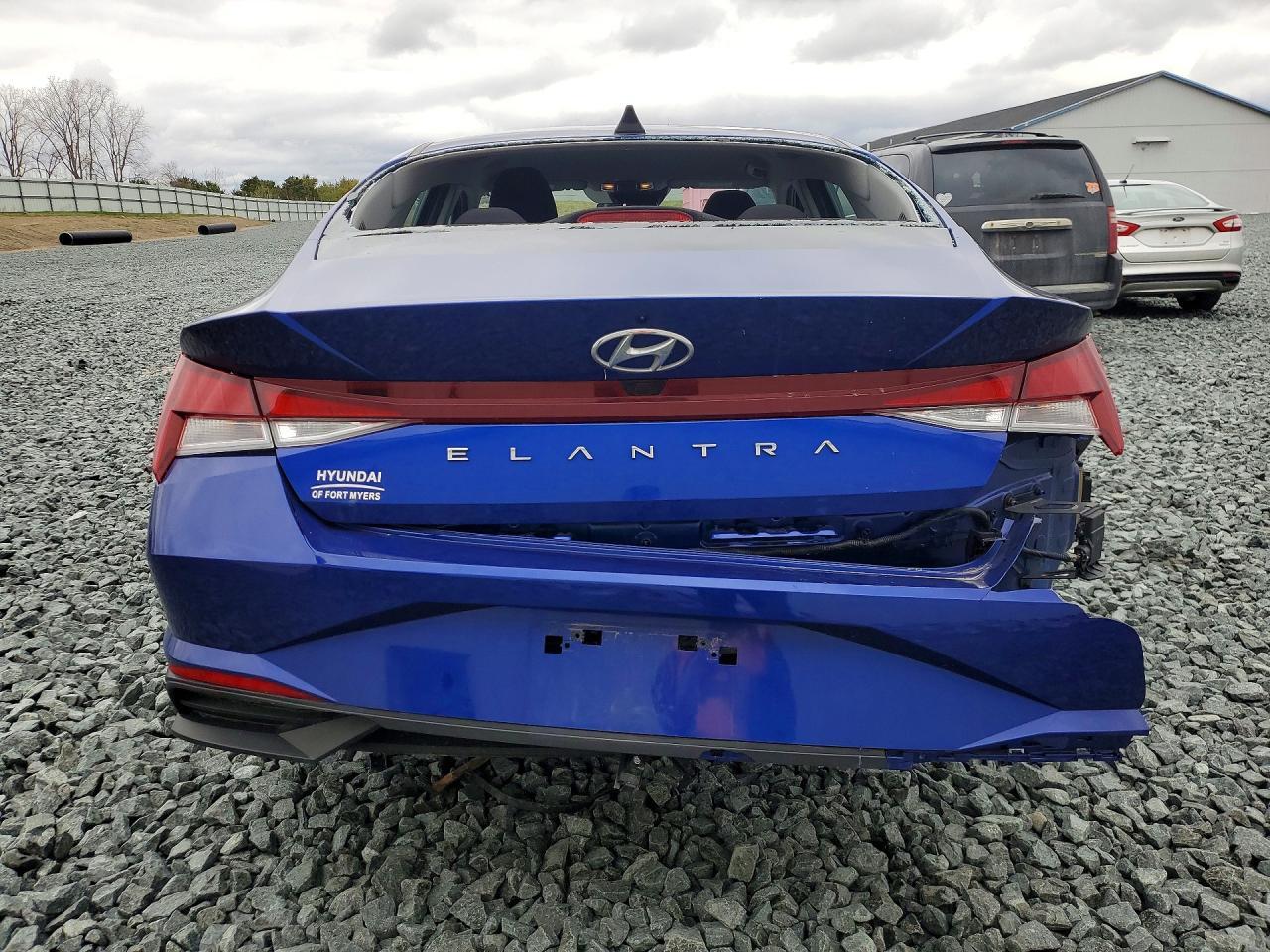 2023 Hyundai Elantra Sel - Image 6