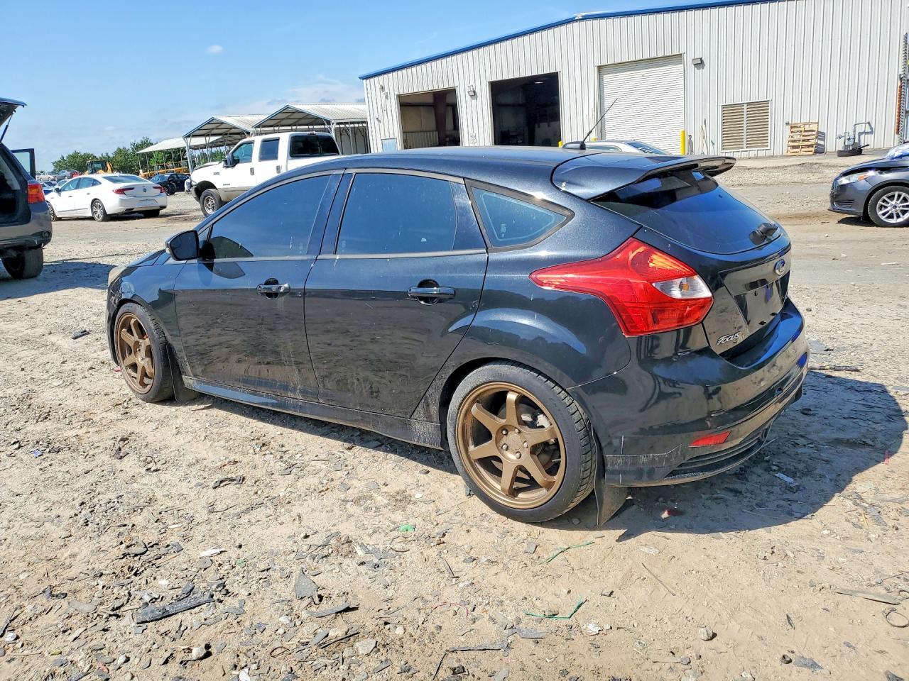 2013 Ford Focus St - Image 2
