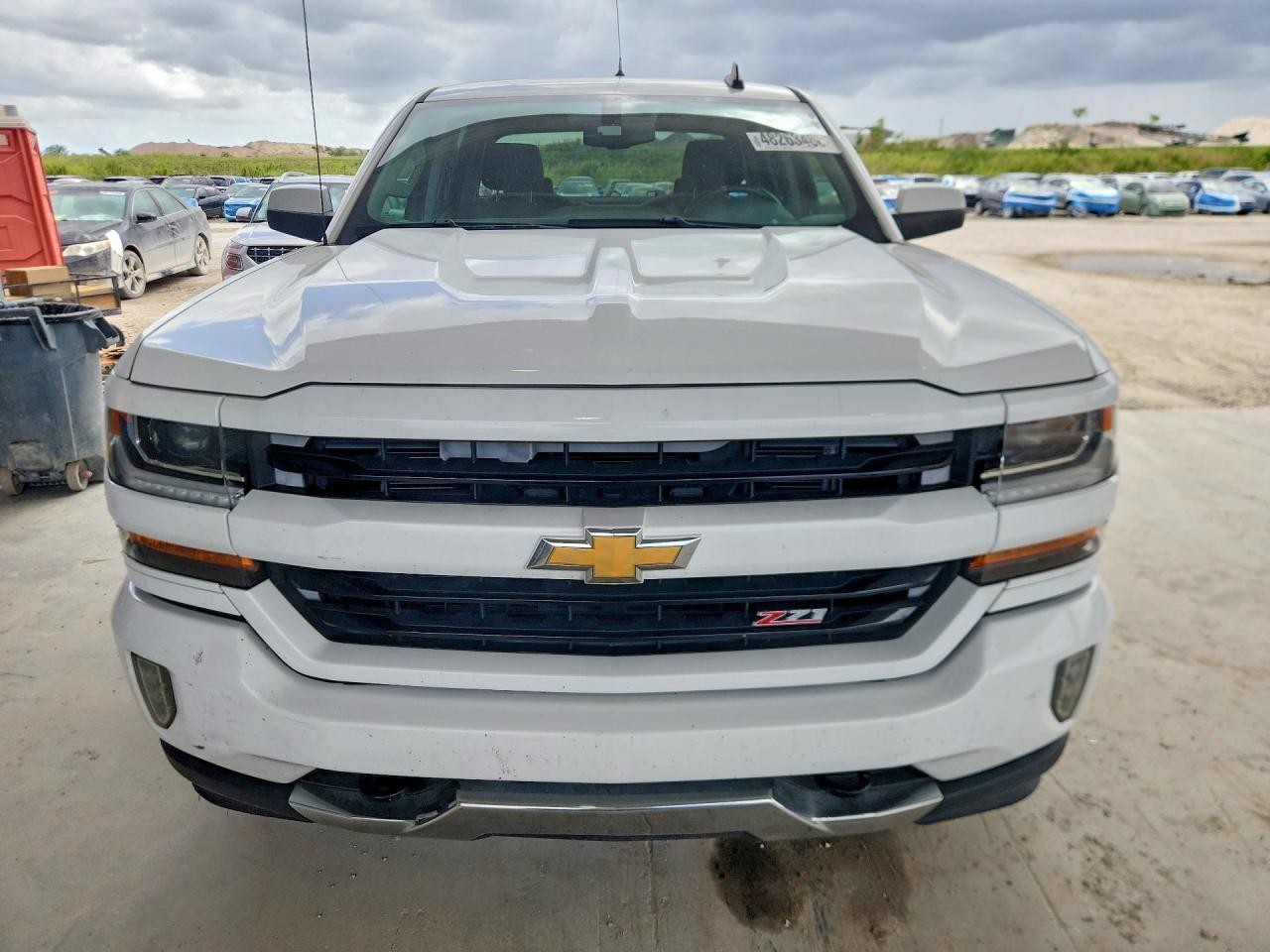 2017 Chevrolet Silverado K1500 Lt - Image 5