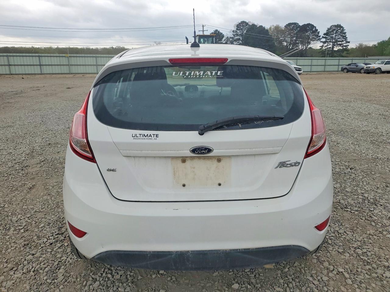 2017 Ford Fiesta Se - Фото 6