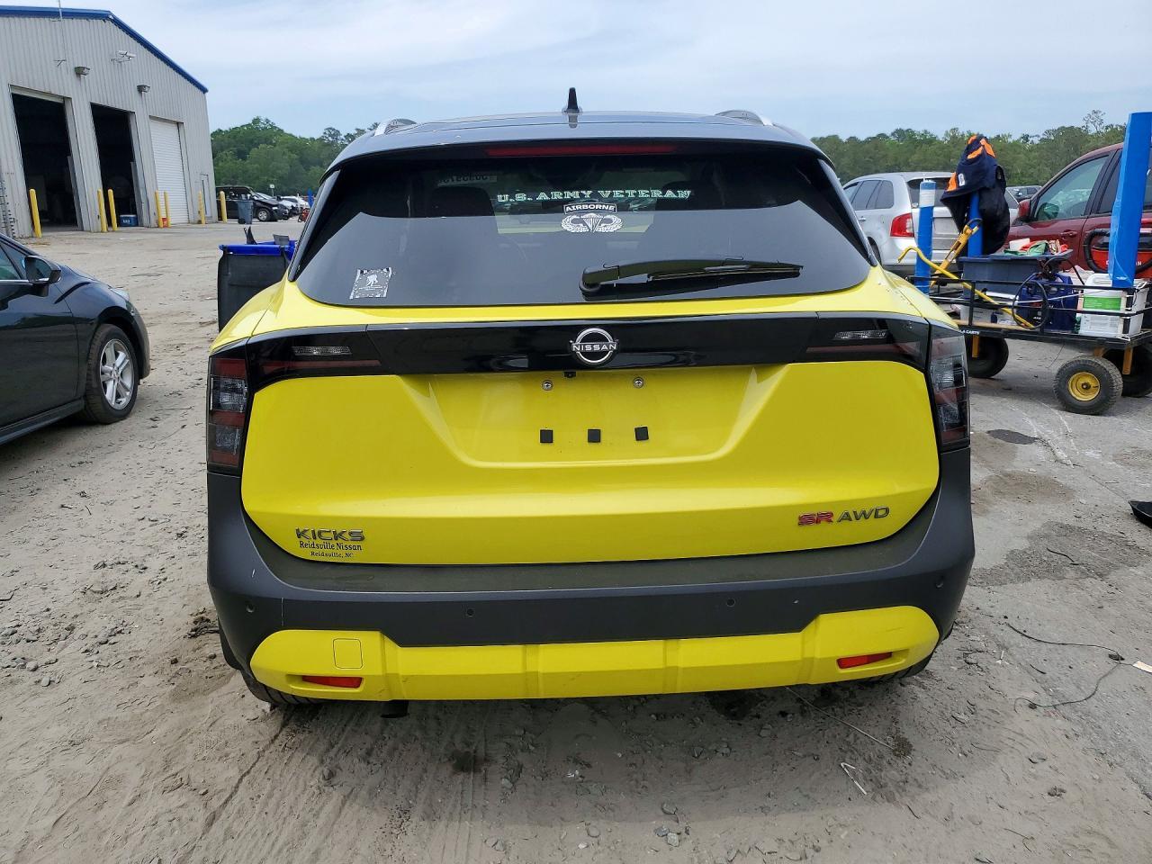2025 Nissan Kicks Sr - Фото 6