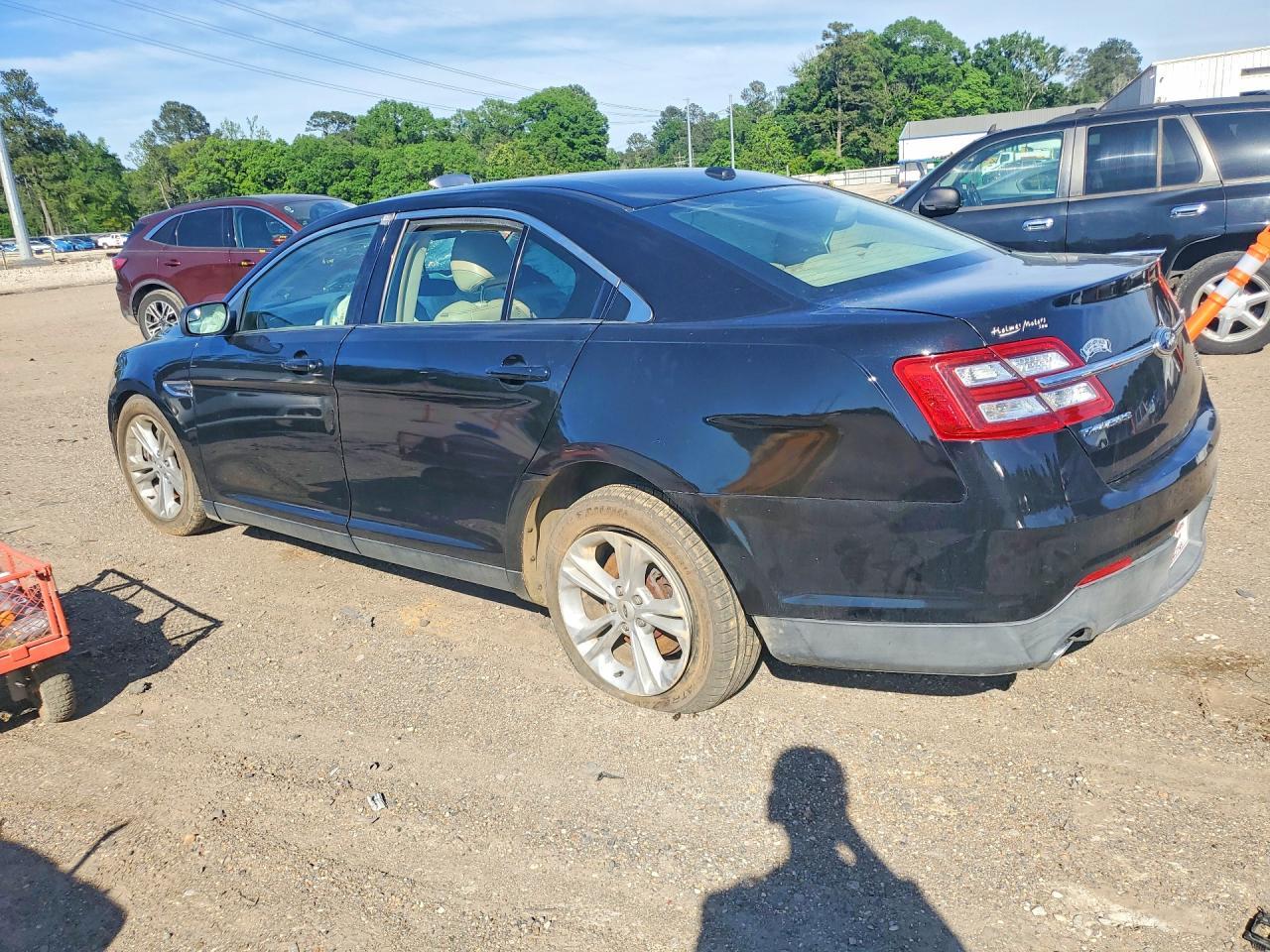 2013 Ford Taurus Sel - Image 2