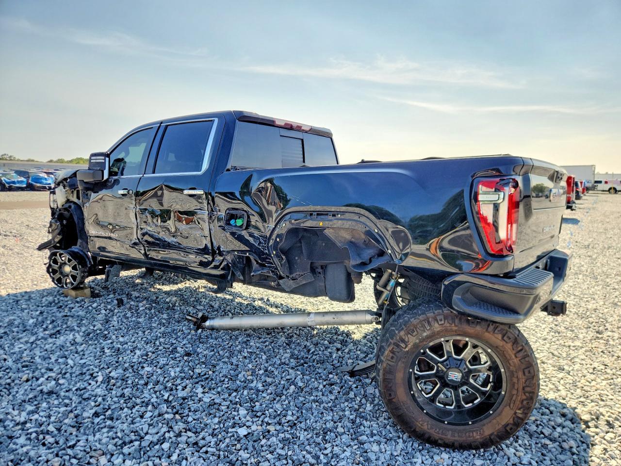 2022 GMC Sierra K2500 Denali - Фото 2
