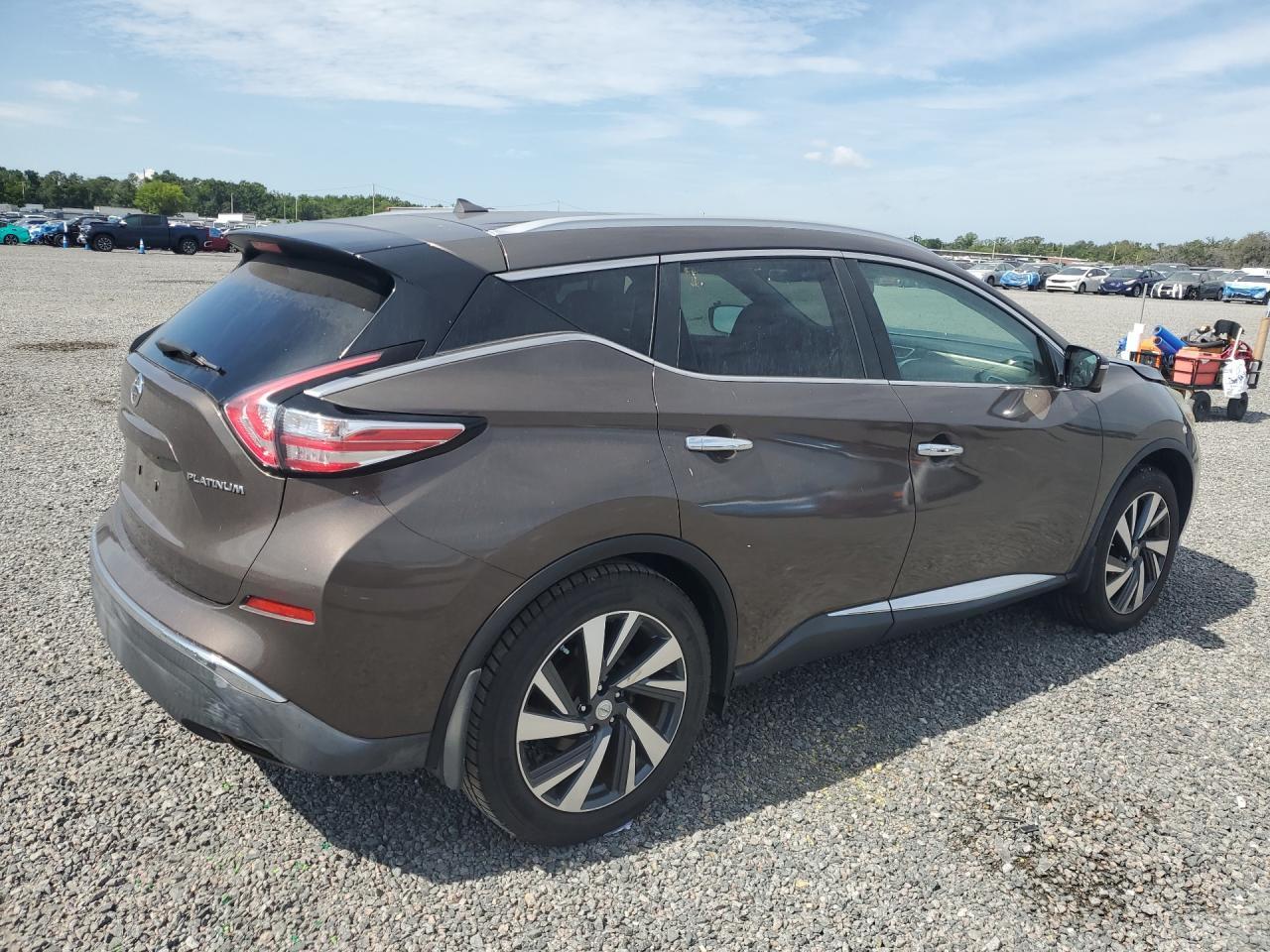 2015 Nissan Murano Platinum - Image 3