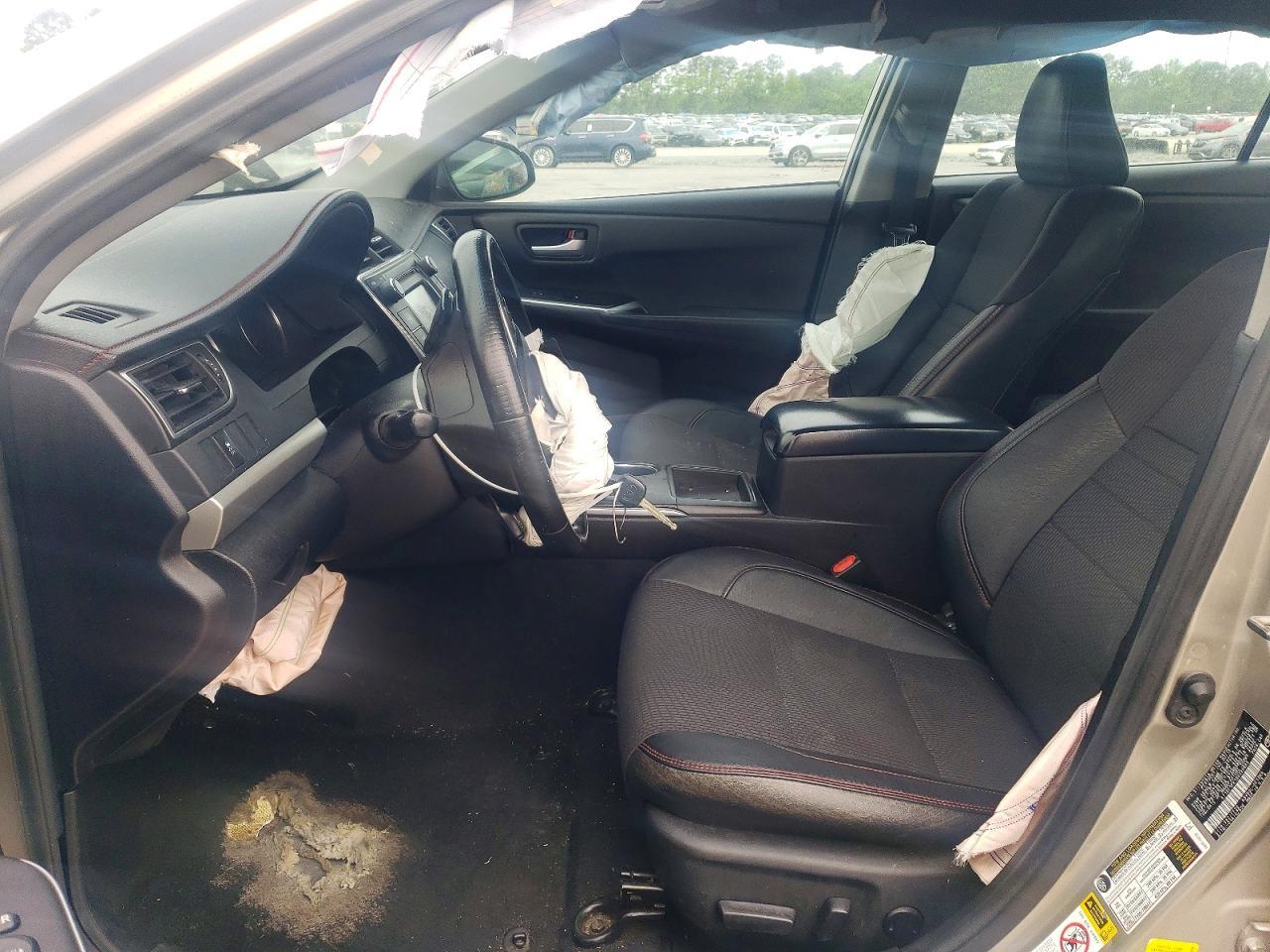 2016 Toyota Camry Se - Image 7