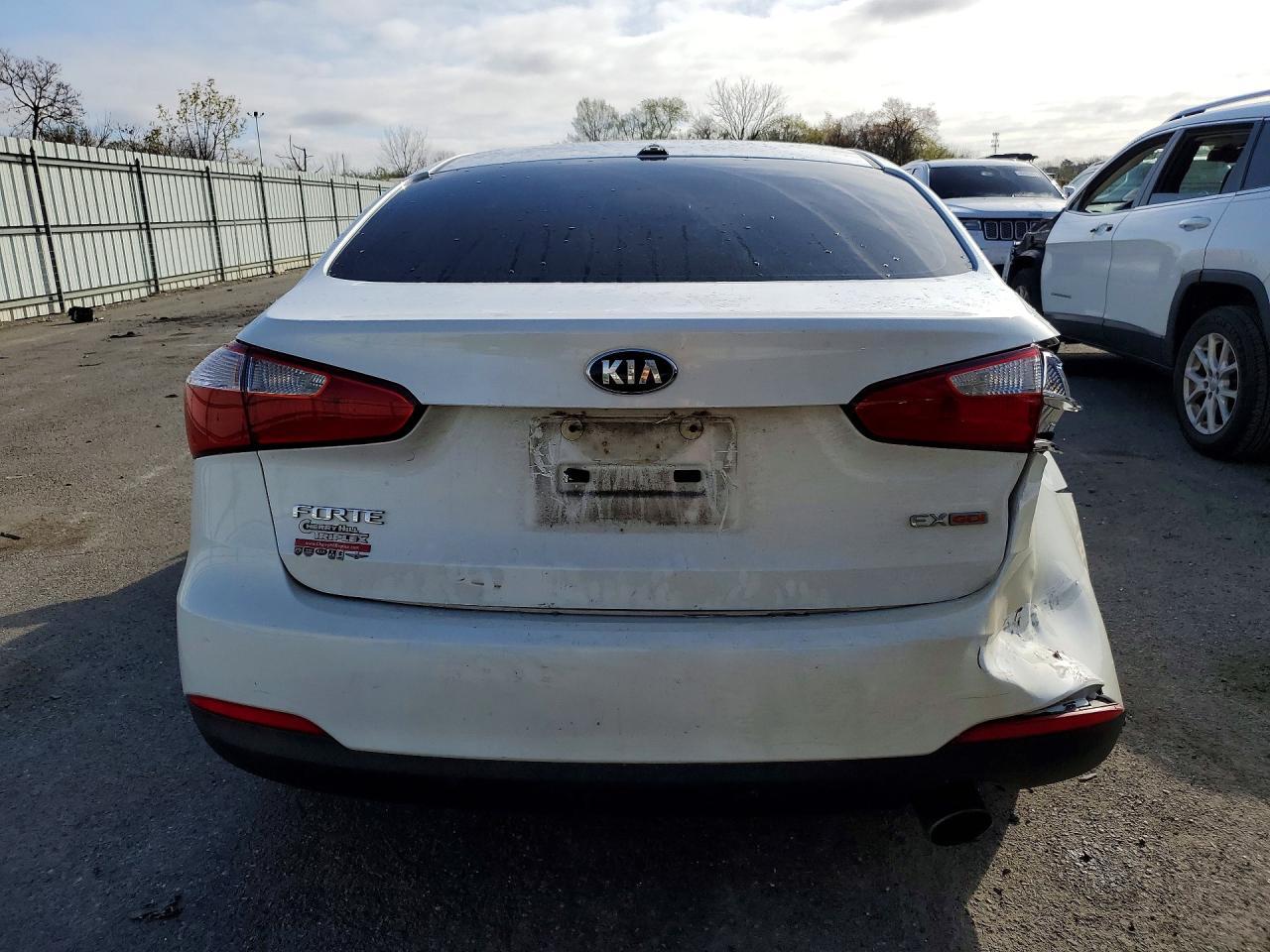 2015 Kia Forte Ex - Фото 6