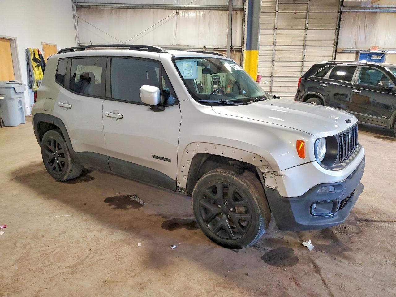 2017 Jeep Renegade Latitude - Фото 4