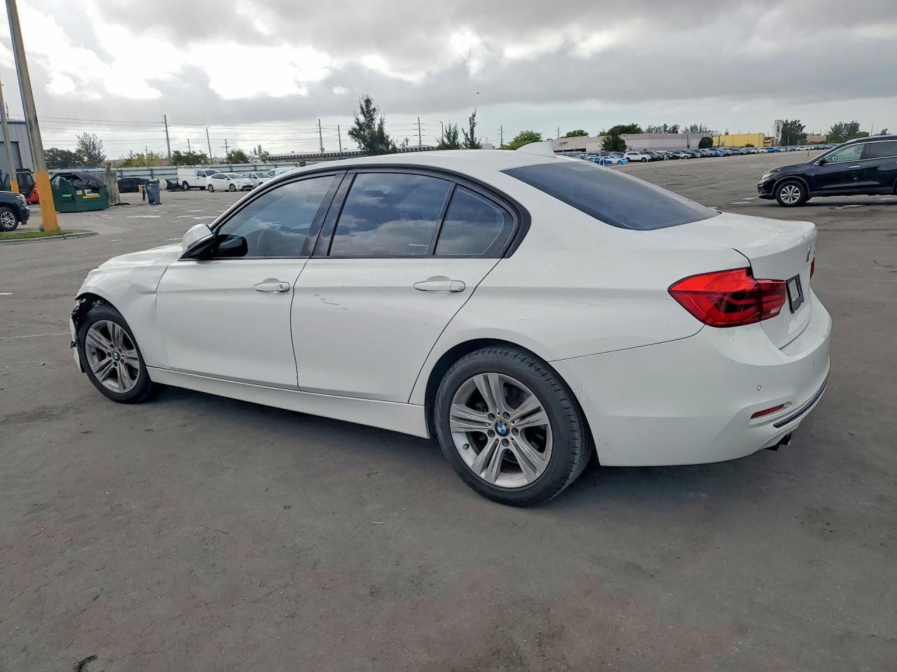 2016 BMW 328 I Sulev - Image 2