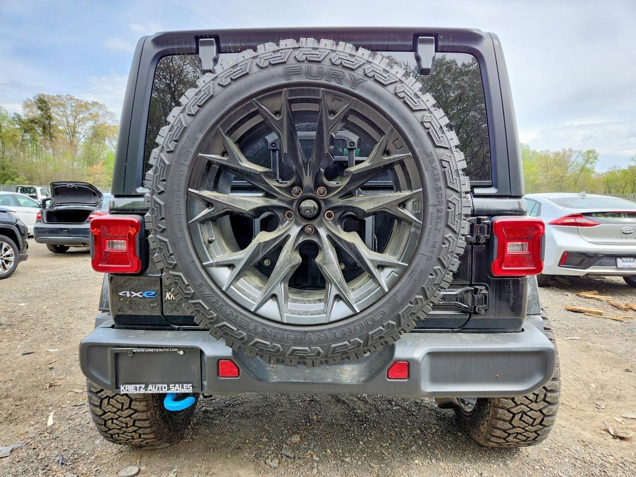 2022 Jeep Wrangler Unlimited Sahara 4Xe - Фото 6