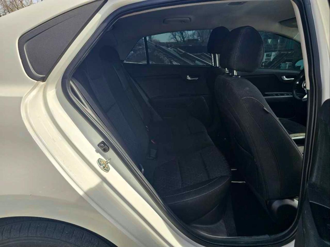 2022 Kia Rio Lx - Image 6