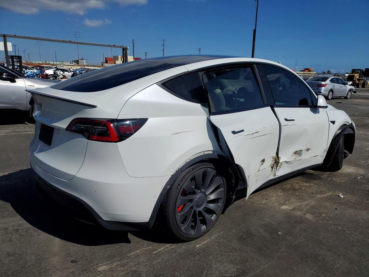 2021 Tesla Model Y - Фото 3
