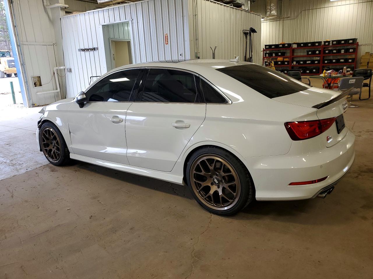 2016 Audi S3 Premium Plus - Фото 2
