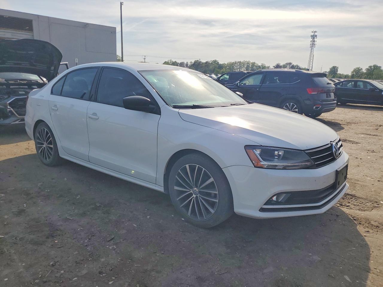 2017 Volkswagen Jetta Sport - Фото 4