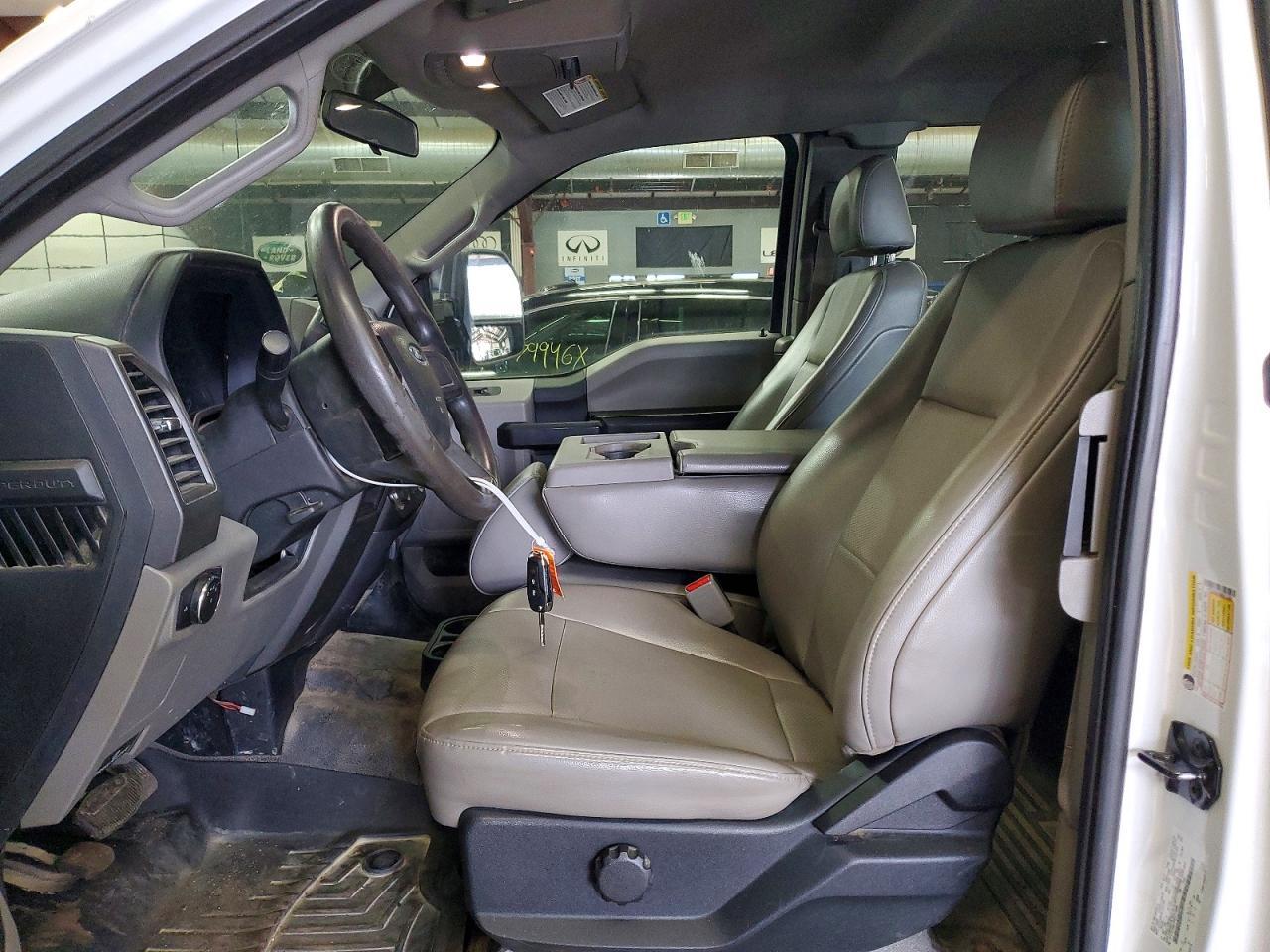 2017 Ford F350 Super Duty - Фото 7