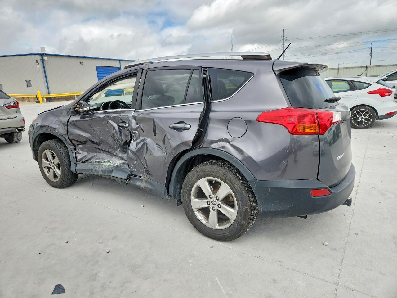 2015 Toyota Rav4 Xle - Фото 2