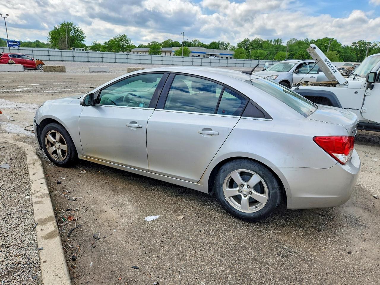 2014 Chev Cruze Lt - Image 2
