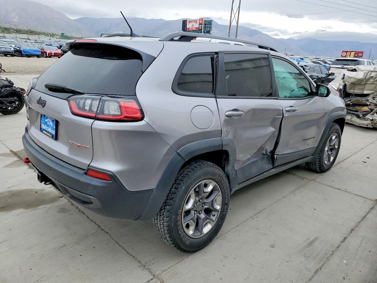 2019 Jeep Cherokee Trailhawk - Фото 3