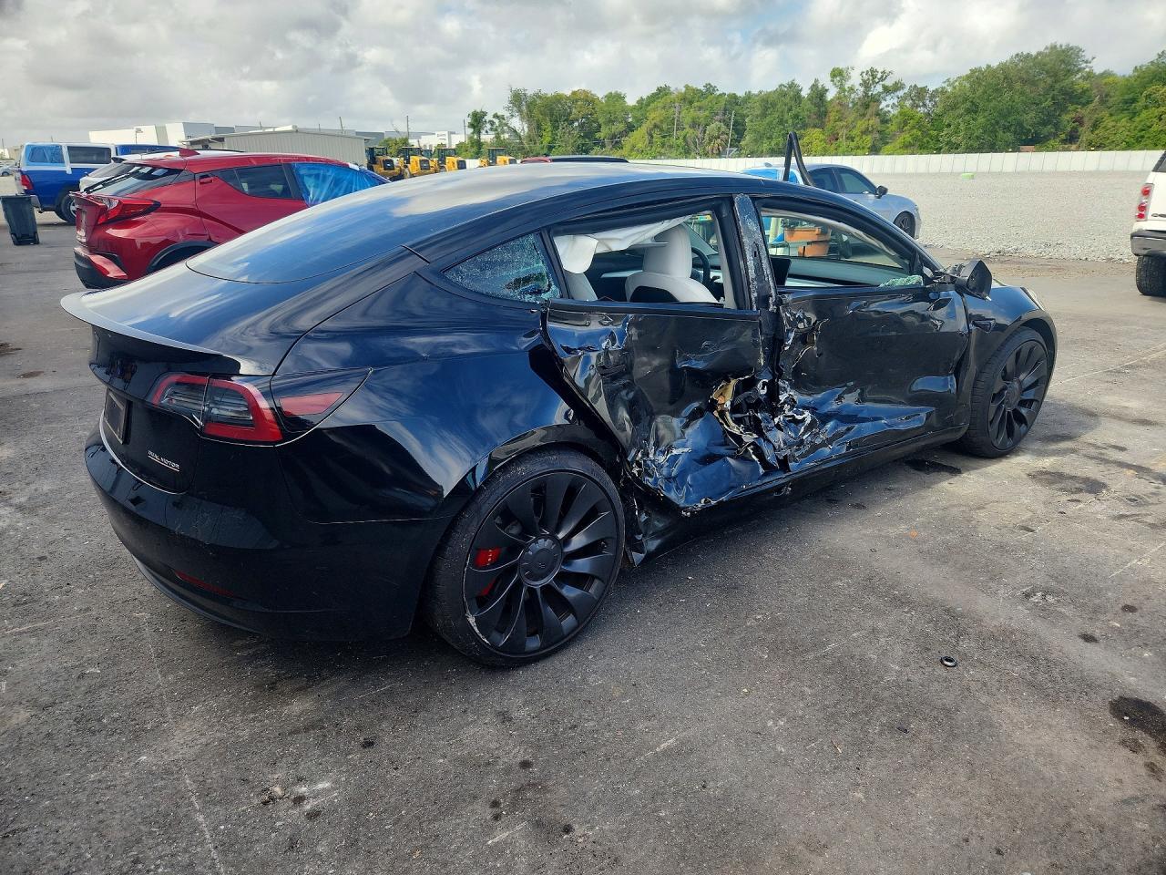 2023 Tesla Model 3 - Image 3
