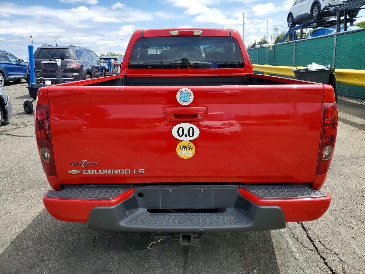 2004 Chevrolet Colorado - Фото 6