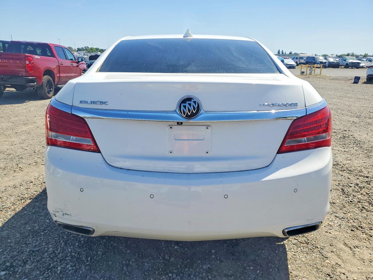2016 Buick Lacrosse - Фото 6
