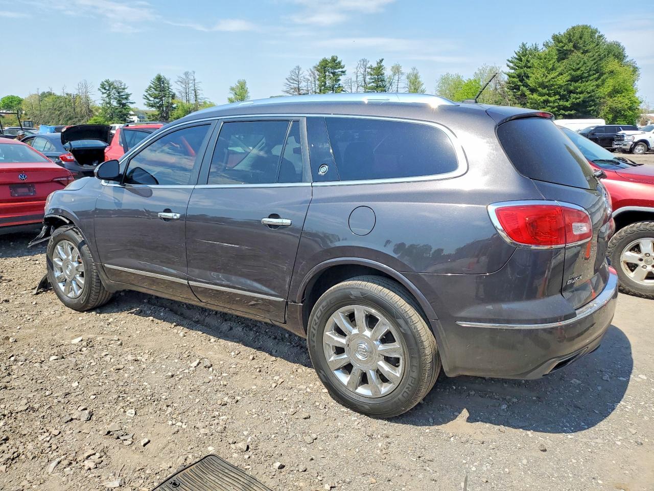 2015 Buick Enclave - Image 2