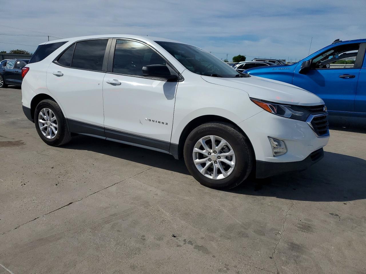 2020 Chevrolet Equinox Ls - Фото 4