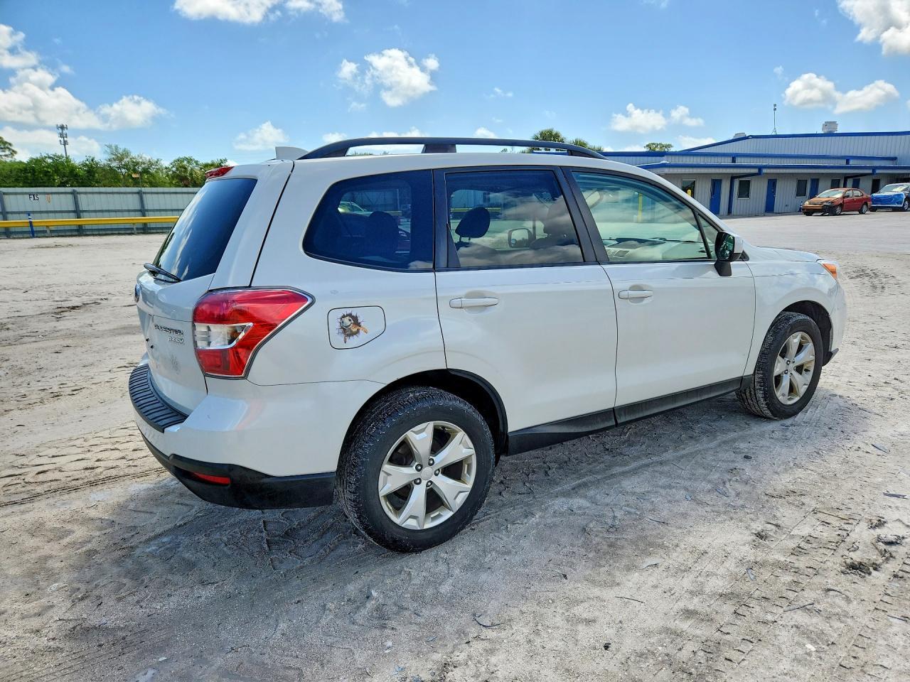 2016 Subaru Forester 2.5I Premium - Image 3