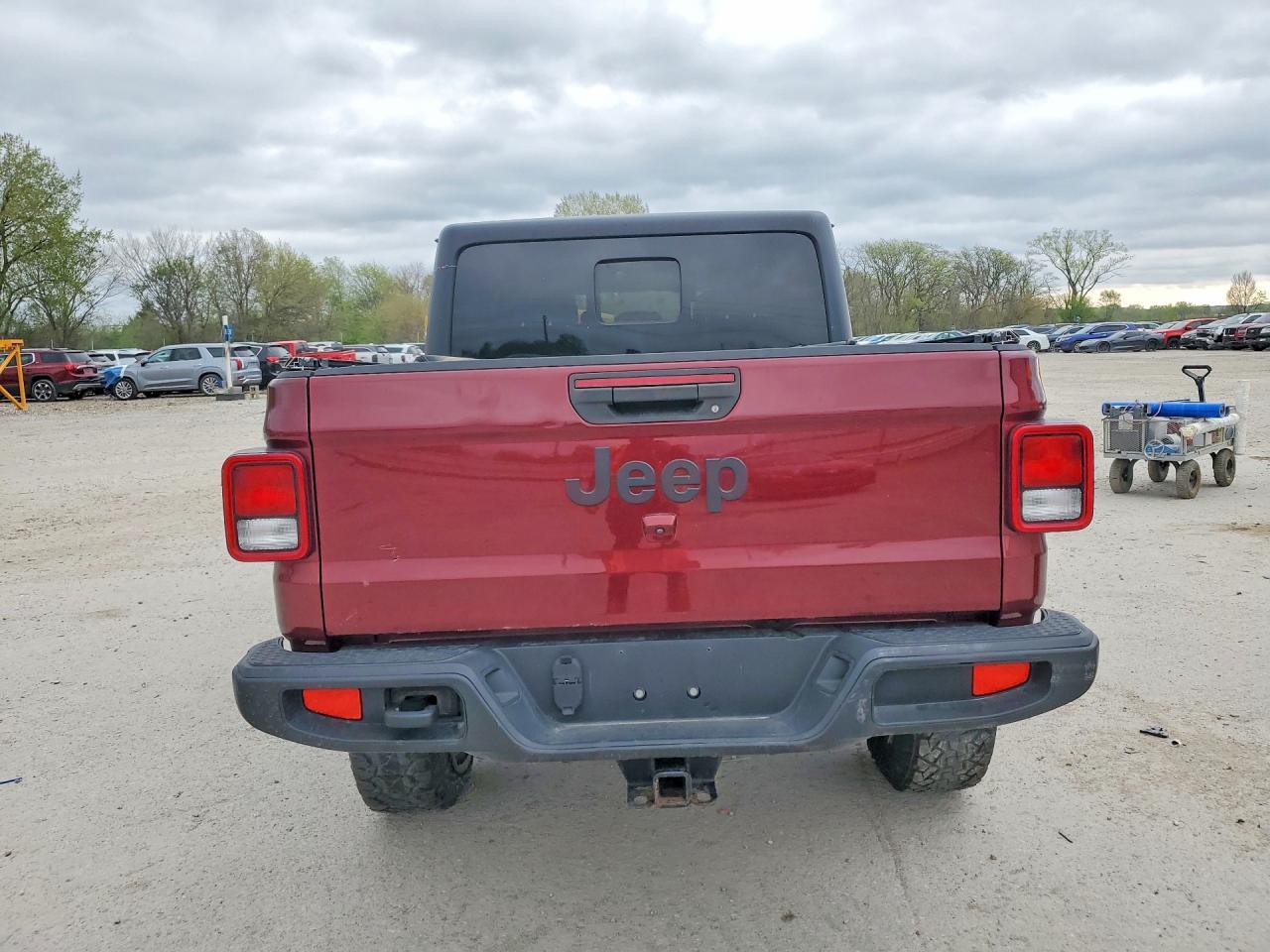 2021 Jeep Gladiator Sport - Фото 6