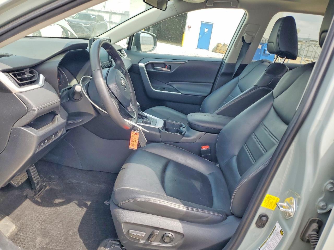 2020 Toyota Rav4 Xle Premium - Image 7