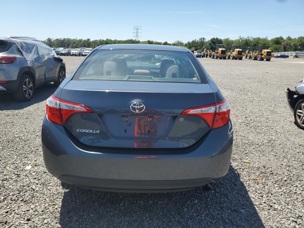 2015 Toyota Corolla L - Фото 6