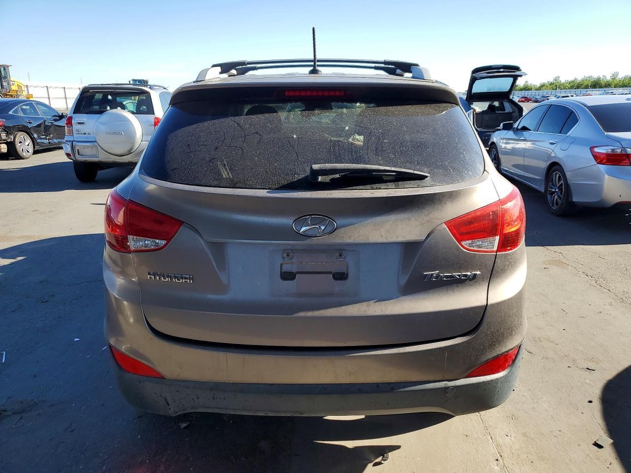 2012 Hyundai Tucson Gls - Image 6