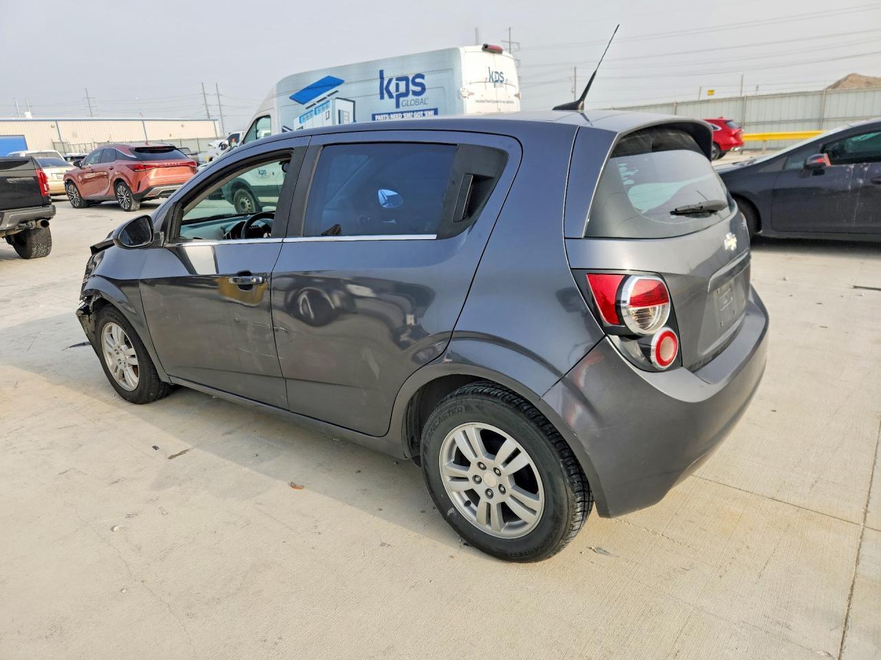 2012 Chevrolet Sonic Lt - Фото 2