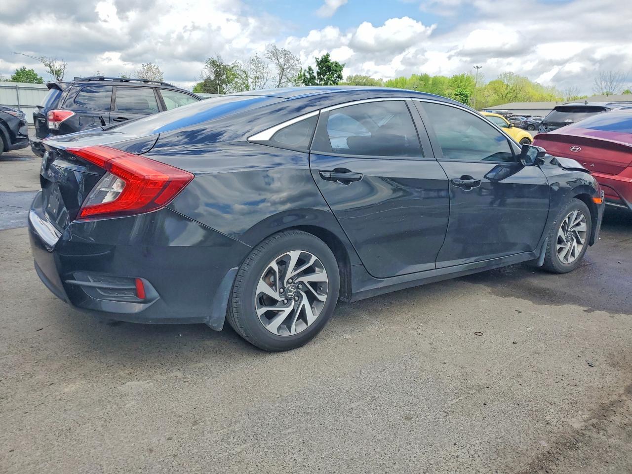 2016 Honda Civic Ex - Image 3