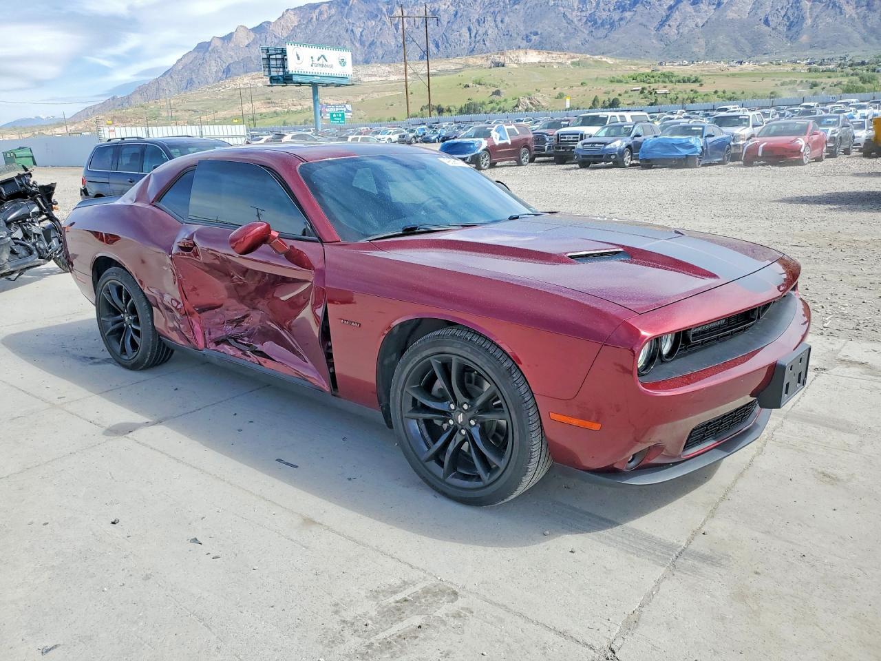 2017 Dodge Challenger R - Image 4