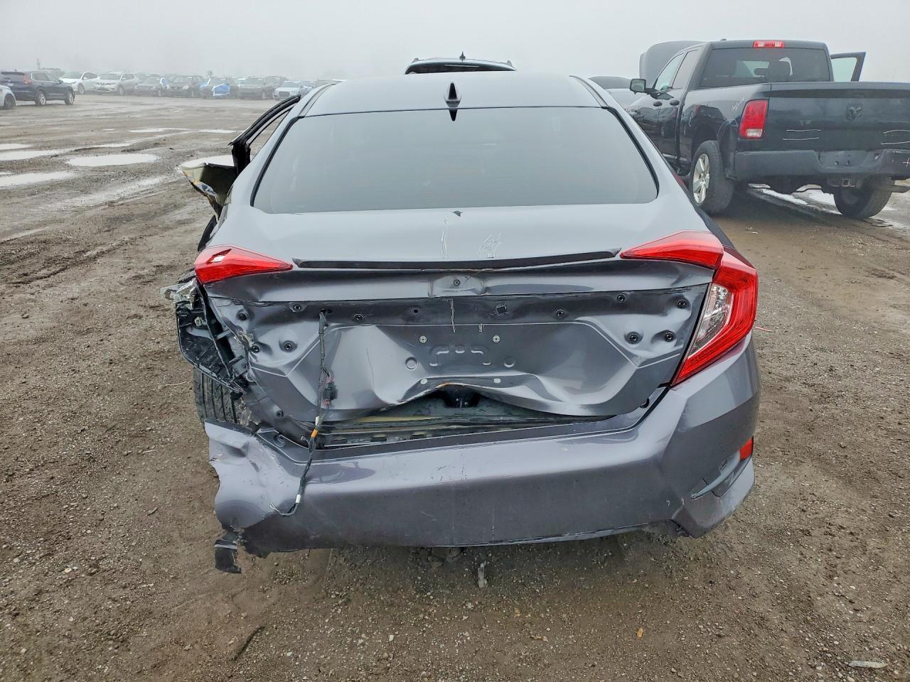 2018 Honda Civic Touring - Фото 6