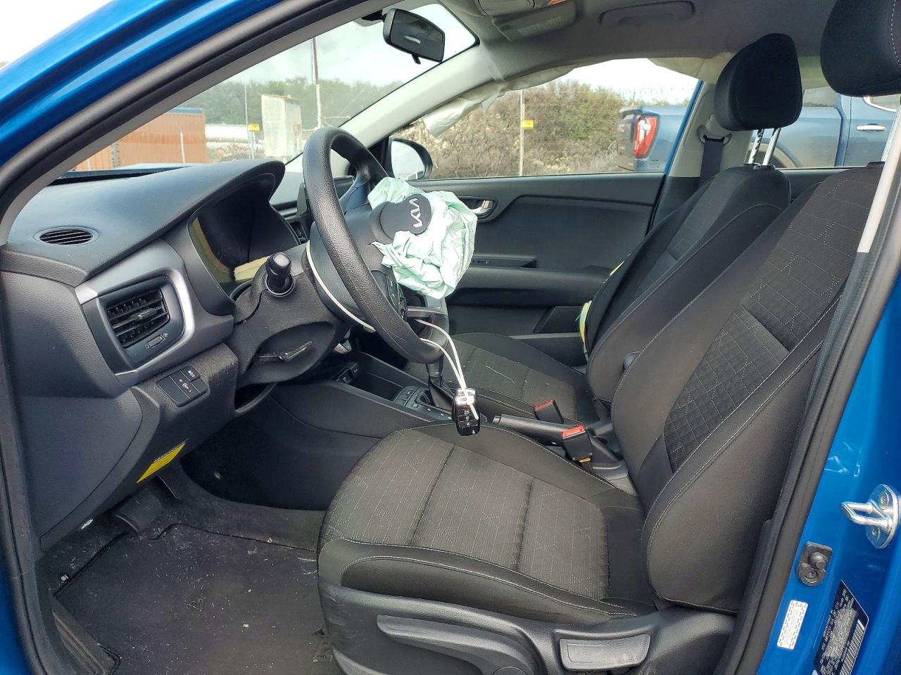 2023 Kia Rio S - Фото 7