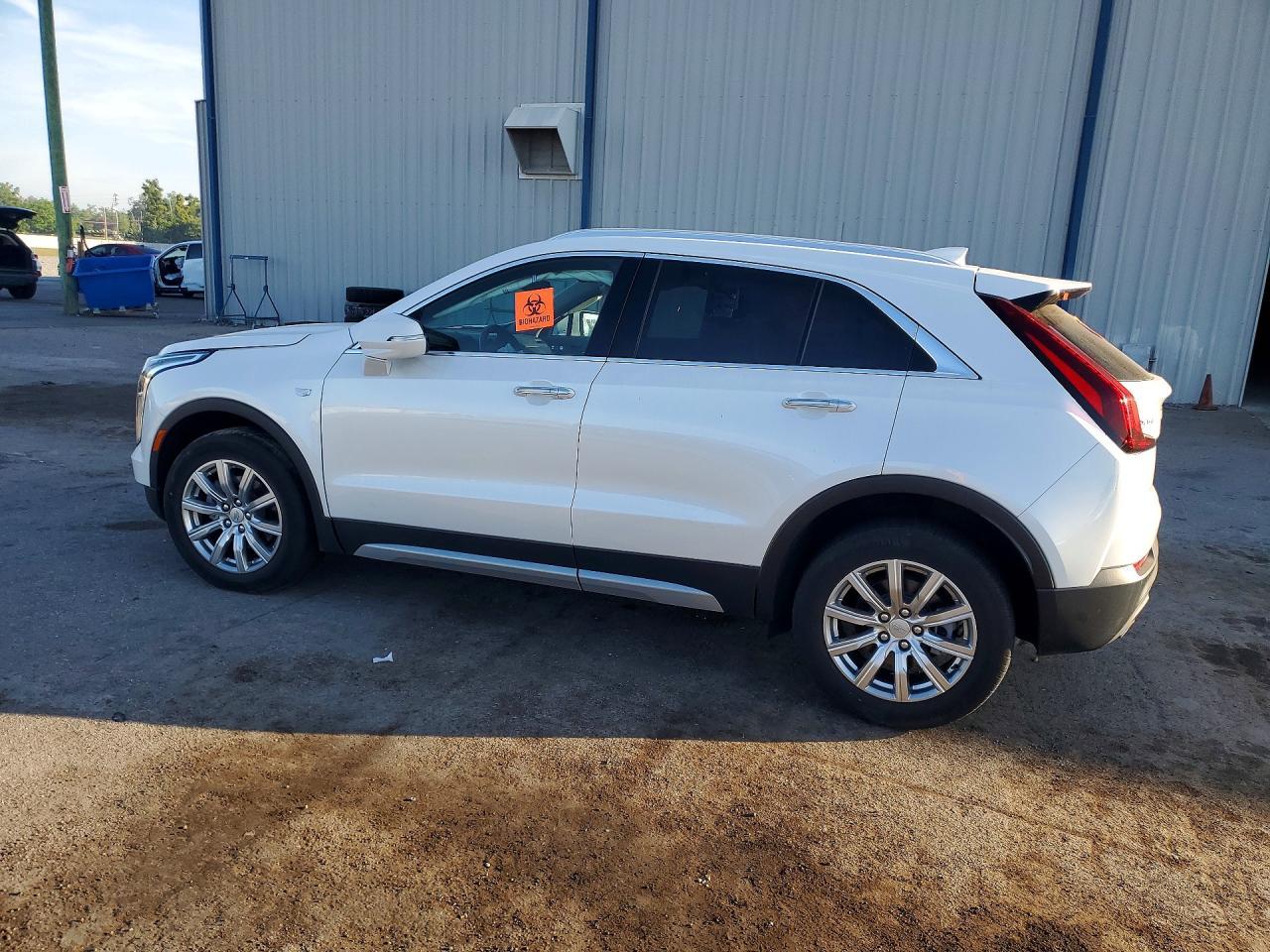 2023 Cadillac Xt4 Premium Luxury - Фото 2