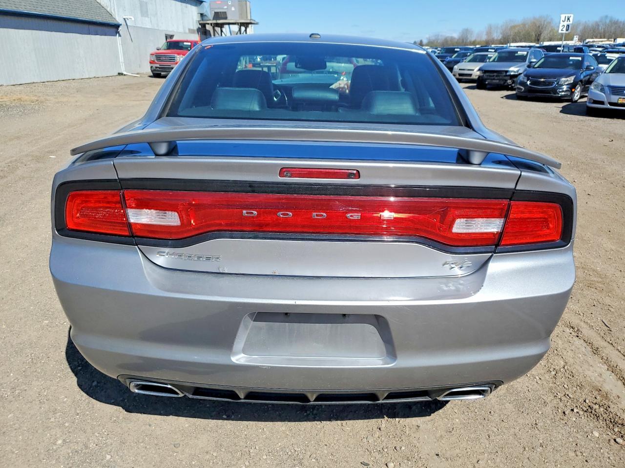 2014 Dodge Charger R - Image 6
