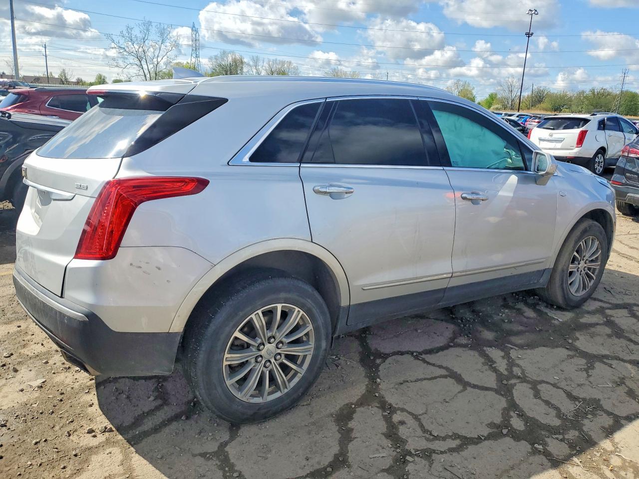 2019 Cadillac Xt5 Luxury - Фото 3