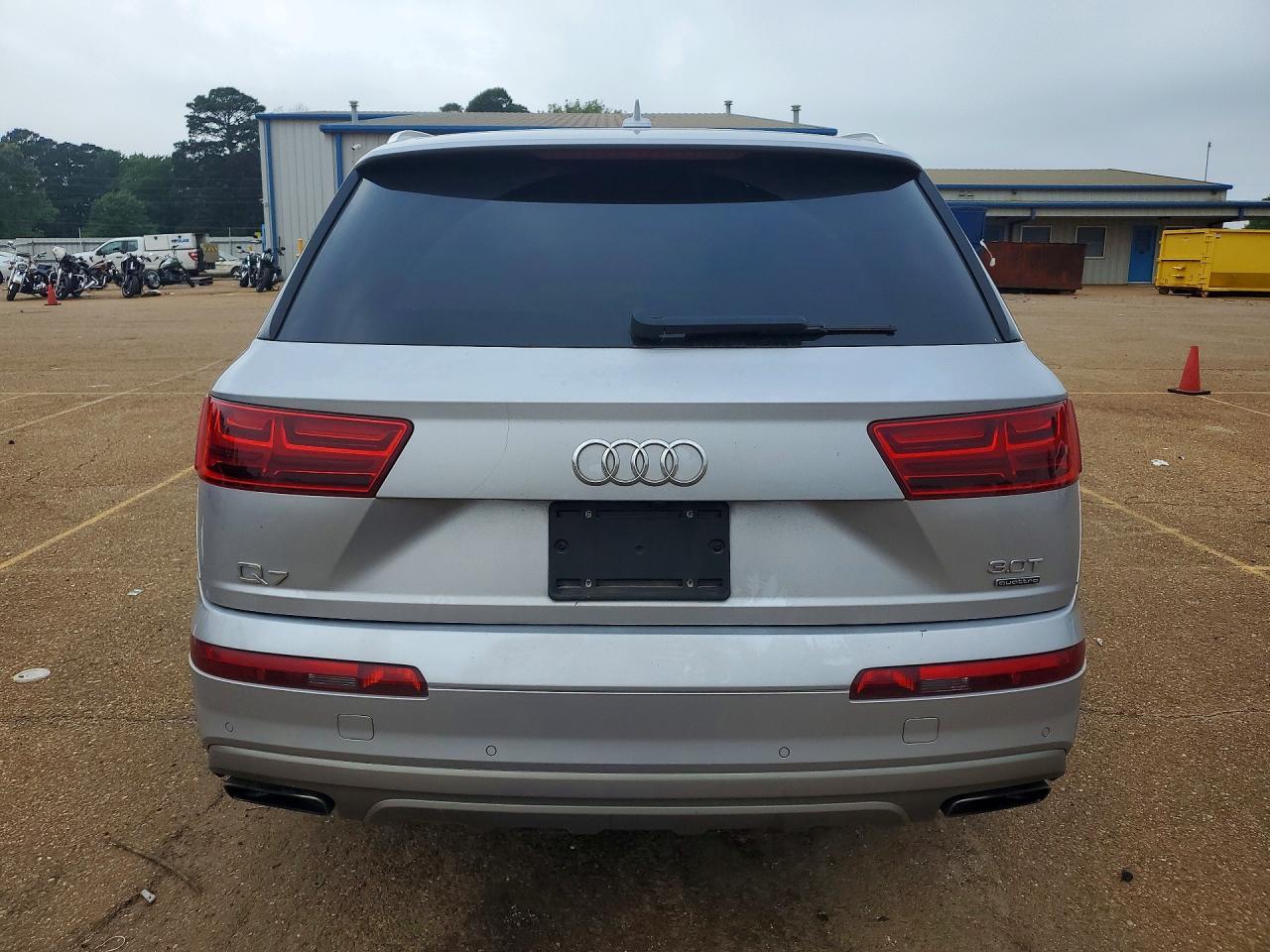 2018 Audi Q7 Premium - Image 6