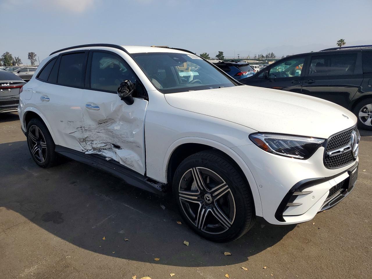 2026 Mercedes-Benz Glc 300 - Фото 4