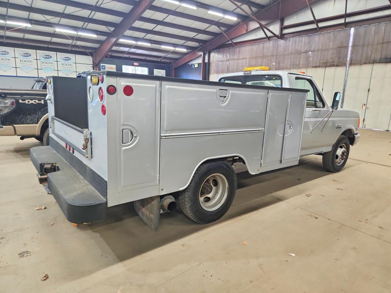 1990 Ford F350 - Image 3