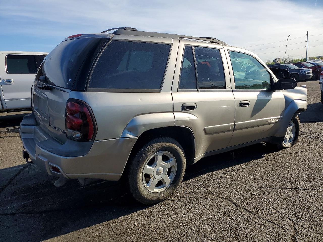 2002 Chevrolet Trailblazer - Фото 3