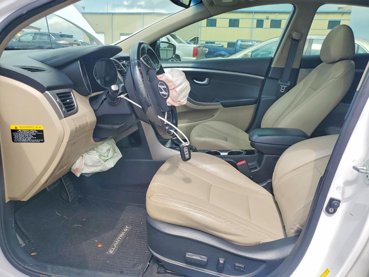 2013 Hyundai Elantra Gt Base - Image 7